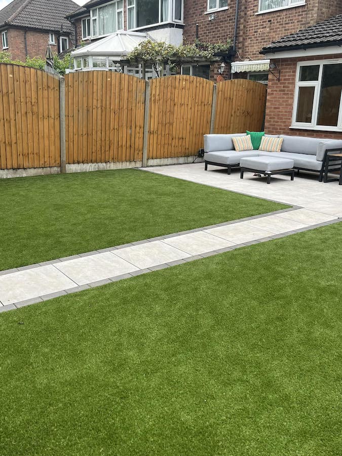 Consumer_Artificial_Grass_Stratford_Upon_Avon_Synthetic_Lawn_1_Spring